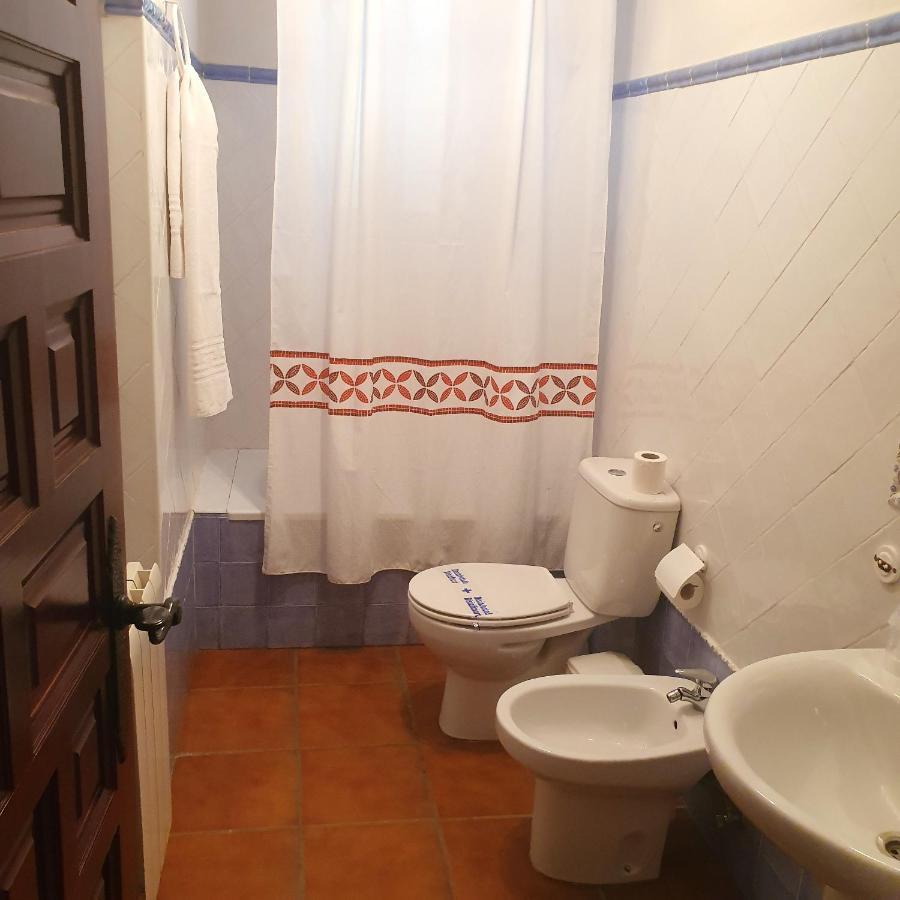 Charming House In Hornachuelos With Shared Pool エクステリア 写真